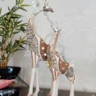 Giraffe Artefact